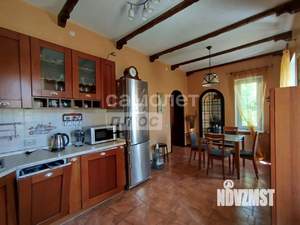 Дом 168м&sup2;, 2-этажный, участок 15 сот.  