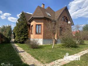 Дом 240м², 2-этажный, участок 15 сот.  