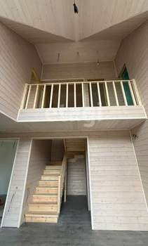 Дом 160м&sup2;, 2-этажный, участок 9 сот.  