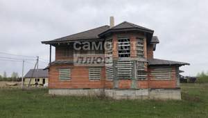 Дом 700м², 2-этажный, участок 25 сот.  