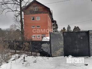 Дом 600м&sup2;, 3-этажный, участок 10 сот.  