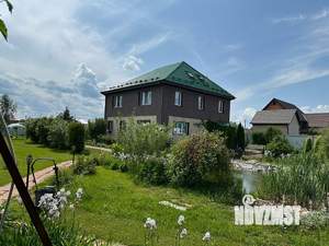 Дом 330м², 3-этажный, участок 25 сот.  