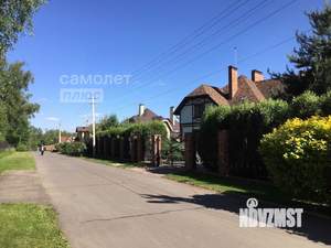 Дом 175м², 2-этажный, участок 10 сот.  