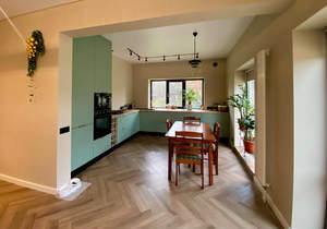 Дом 123м&sup2;, 1-этажный, участок 9 сот.  