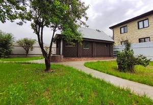 Дом 180м&sup2;, 3-этажный, участок 12 сот.  