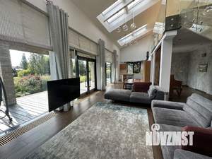 Дом 193м&sup2;, 2-этажный, участок 25 сот.  