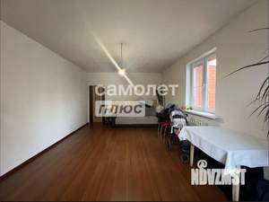 Дом 160м&sup2;, 2-этажный, участок 4 сот.  