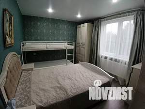 Дом 143м&sup2;, 2-этажный, участок 12 сот.  