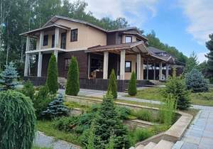Дом 300м², 2-этажный, участок 15 сот.  