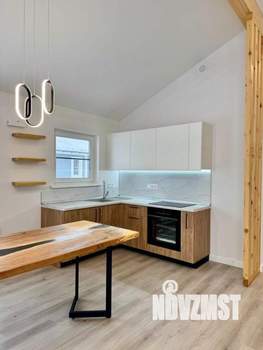 Дом 105м&sup2;, 2-этажный, участок 11 сот.  