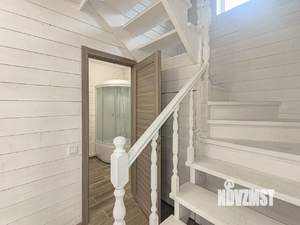 Дом 5м&sup2;, 2-этажный, участок 5 сот.  