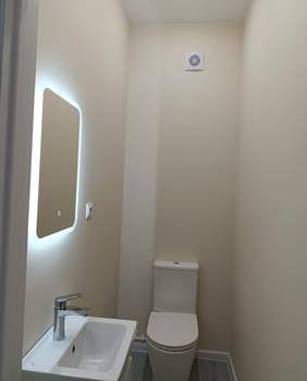 Дом 140м&sup2;, 2-этажный, участок 6 сот.  