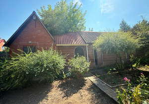 Дом 92м&sup2;, 2-этажный, участок 5 сот.  