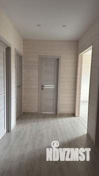 Дом 100м&sup2;, 1-этажный, участок 7 сот.  