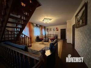 Дом 320м&sup2;, 2-этажный, участок 15 сот.  