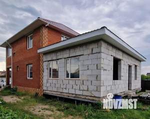 Дом 135м&sup2;, 2-этажный, участок 10 сот.  