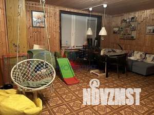 Дом 200м&sup2;, 2-этажный, участок 7 сот.  