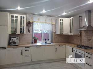 Дом 220м², 2-этажный, участок 17 сот.  