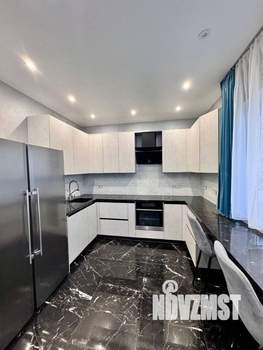 Дом 188м², 2-этажный, участок 15 сот.  