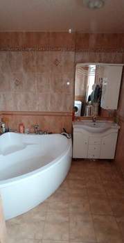 Дом 225м², 3-этажный, участок 38 сот.  