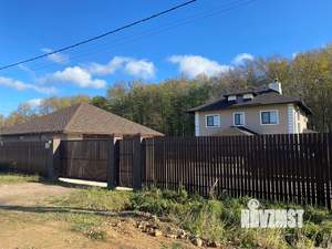 Дом 282м², 3-этажный, участок 14 сот.  