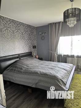 Дом 330м&sup2;, 3-этажный, участок 25 сот.  