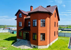 Дом 340м², 3-этажный, участок 30 сот.  