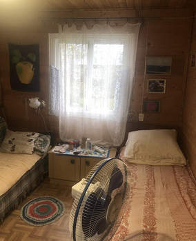 Дом 40м&sup2;, 2-этажный, участок 6 сот.  