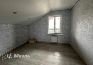 Дом 146м&sup2;, 2-этажный, участок 7 сот.  