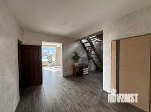 Дом 220м&sup2;, 2-этажный, участок 15 сот.  