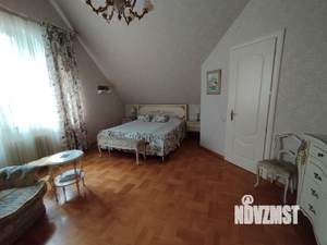Коттедж 264м², 2-этажный, участок 65 сот.  