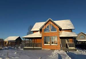 Дом 160м&sup2;, 2-этажный, участок 9 сот.  