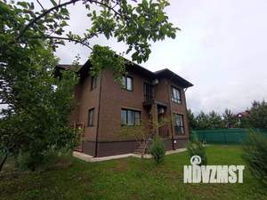 Коттедж 270м&sup2;, 3-этажный, участок 7 сот.  