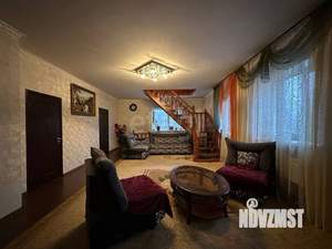 Дом 320м&sup2;, 2-этажный, участок 15 сот.  