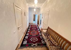 Дом 250м², 2-этажный, участок 10 сот.  