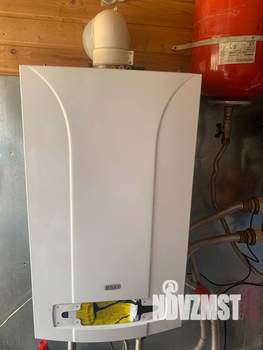 Коттедж 183м², 3-этажный, участок 25 сот.  