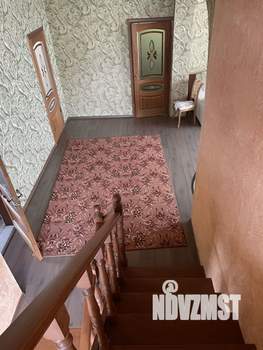 Коттедж 360м², 3-этажный, участок 12 сот.  