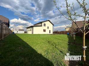 Дом 201м&sup2;, 2-этажный, участок 10 сот.  