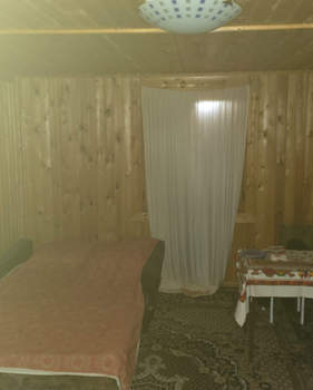 Дом 50м², 2-этажный, участок 10 сот.  