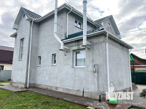 Дом 250м&sup2;, 3-этажный, участок 10 сот.  