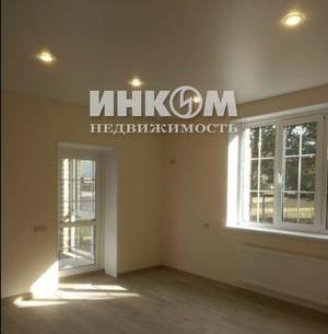 Дом 270м&sup2;, 2-этажный, участок 12 сот.  