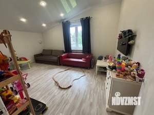 Коттедж 230м&sup2;, 2-этажный, участок 11 сот.  