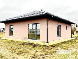 Дом 100м&sup2;, 1-этажный, участок 6 сот.  