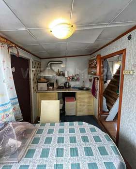 Дом 42м&sup2;, 2-этажный, участок 8 сот.  