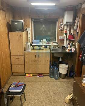 Дом 43м&sup2;, 2-этажный, участок 632 сот.  