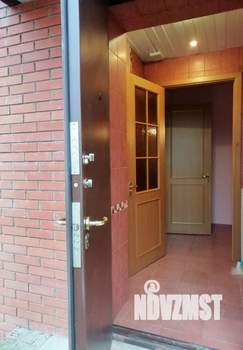 Дом 200м&sup2;, 2-этажный, участок 24 сот.  