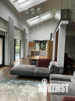 Дом 193м&sup2;, 2-этажный, участок 25 сот.  