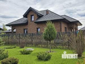 Коттедж 250м², 2-этажный, участок 10 сот.  