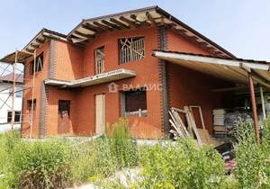 Дом 220м&sup2;, 2-этажный, участок 6 сот.  