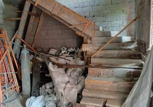 Дом 220м&sup2;, 2-этажный, участок 6 сот.  